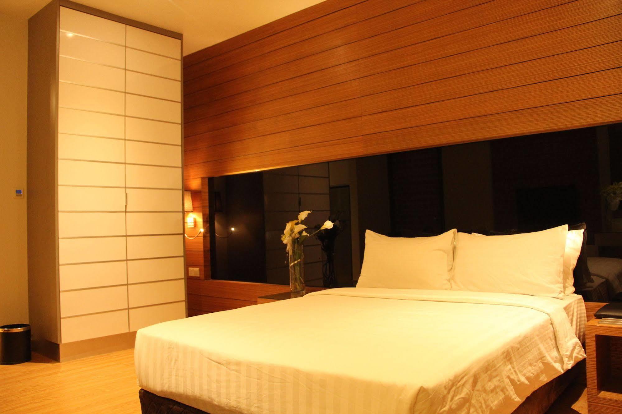 Apartament Dua Sentral @ Kl Sentral Kuala Lumpur Zewnętrze zdjęcie