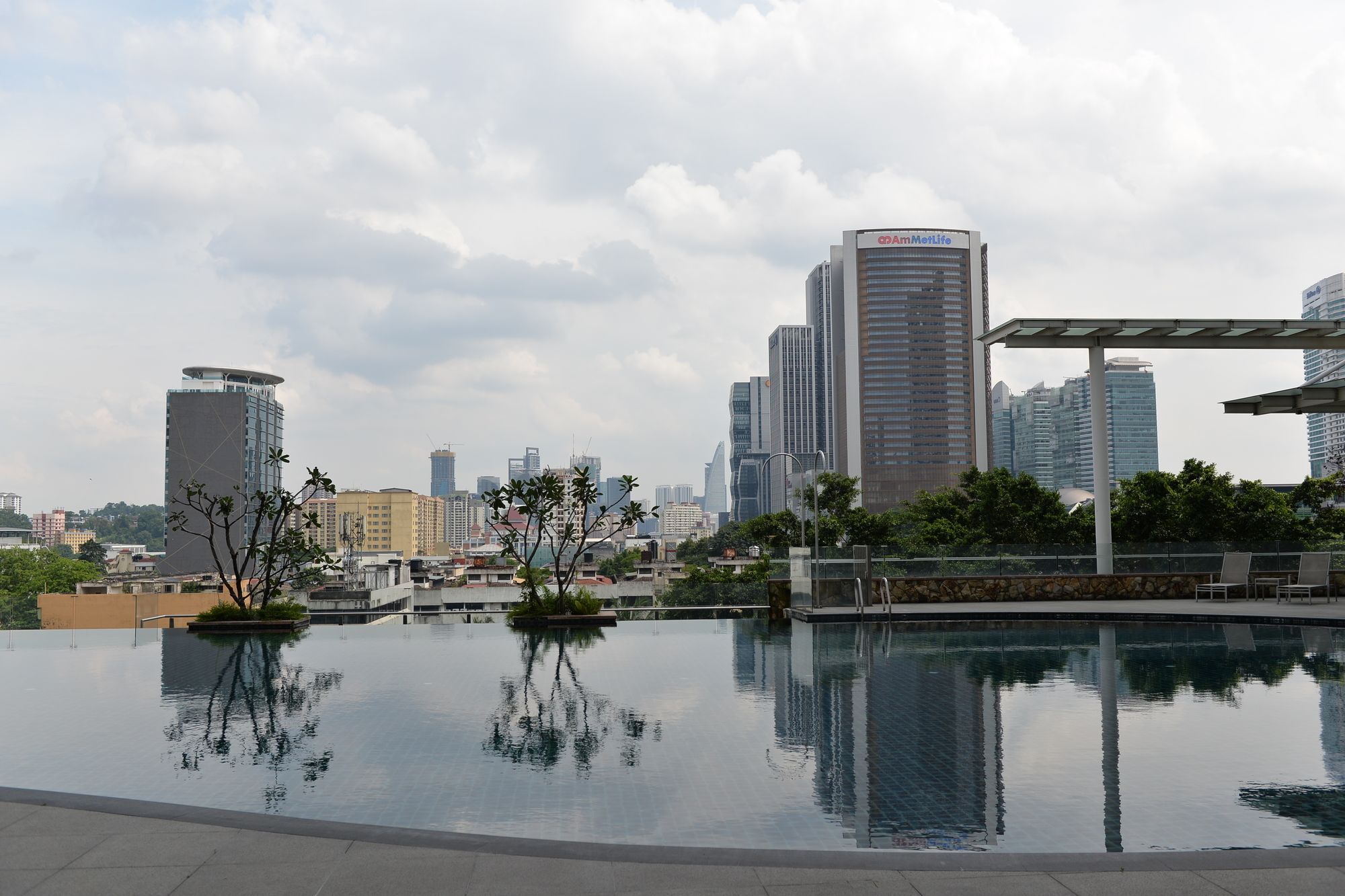 Apartament Dua Sentral @ Kl Sentral Kuala Lumpur Zewnętrze zdjęcie